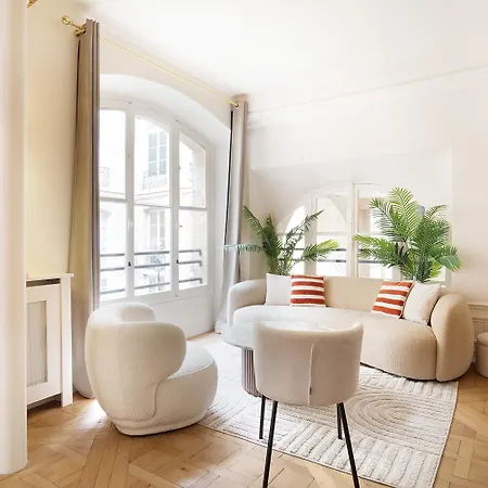 Pick A Flat's Apartements With Services In Louvre - Rue Des Halles Apartment