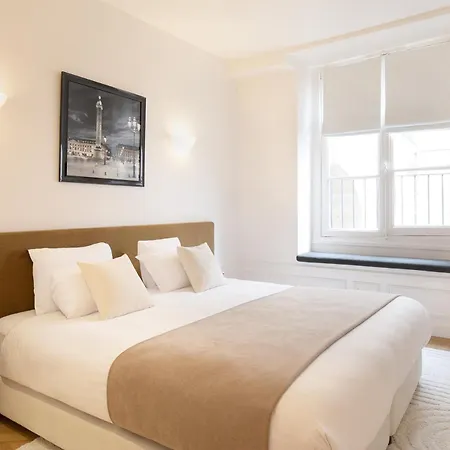 Pick A Flat's Apartements With Services In Louvre - Rue Des Halles Paris