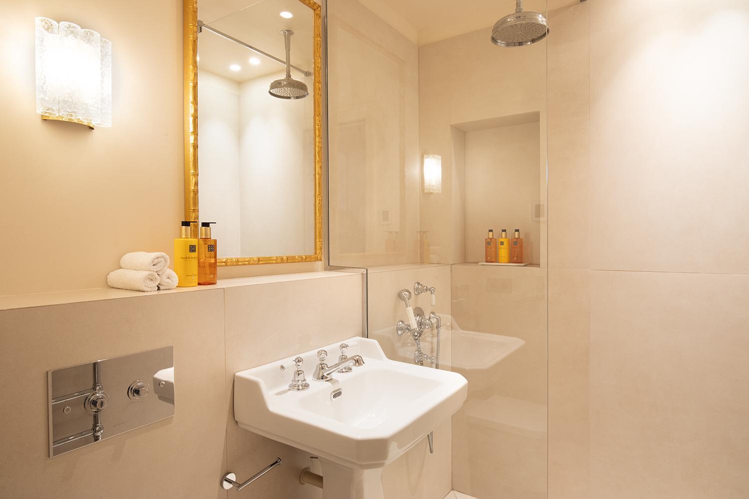 Apartment Pick A Flat's Apartements With Services In Louvre - Rue Des Halles *