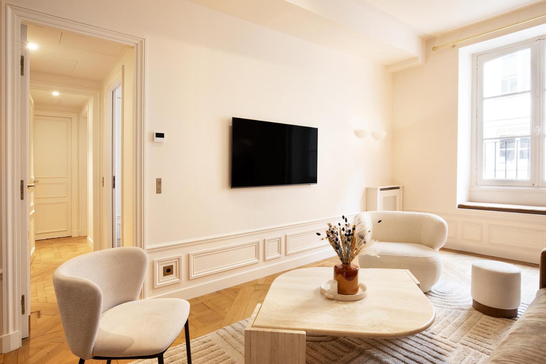 Pick A Flat's Apartements With Services In Louvre - Rue Des Halles